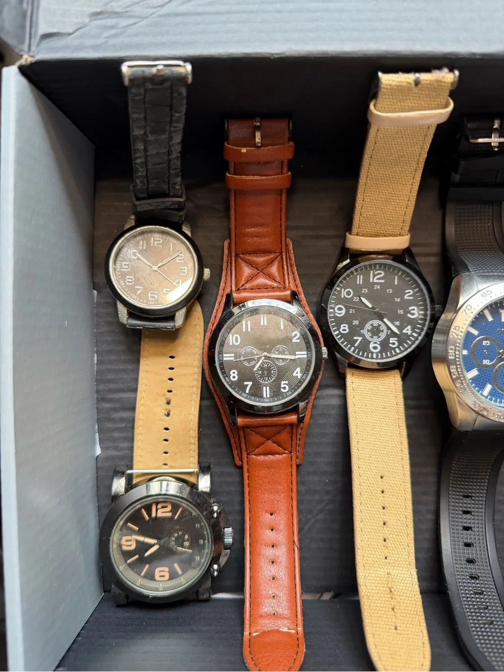 Men’s Watches Lot Of 8 (For Parts Or Repair)